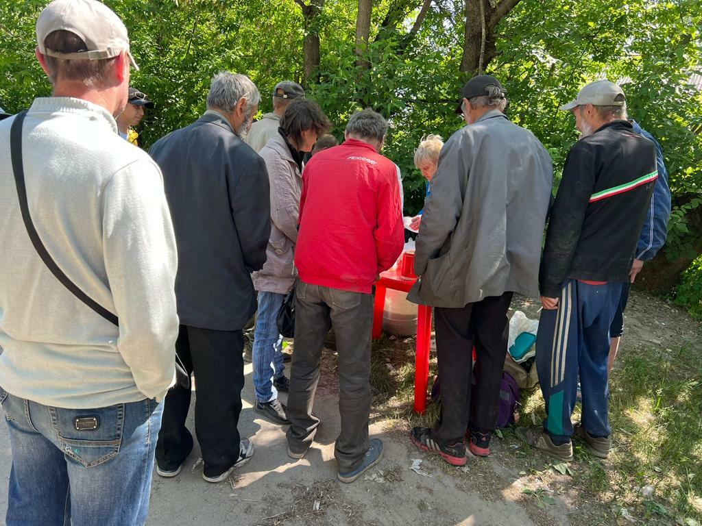 питание бездомным